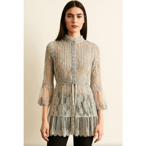 Women's Passion Concept Light Gray Lace Blouse XL